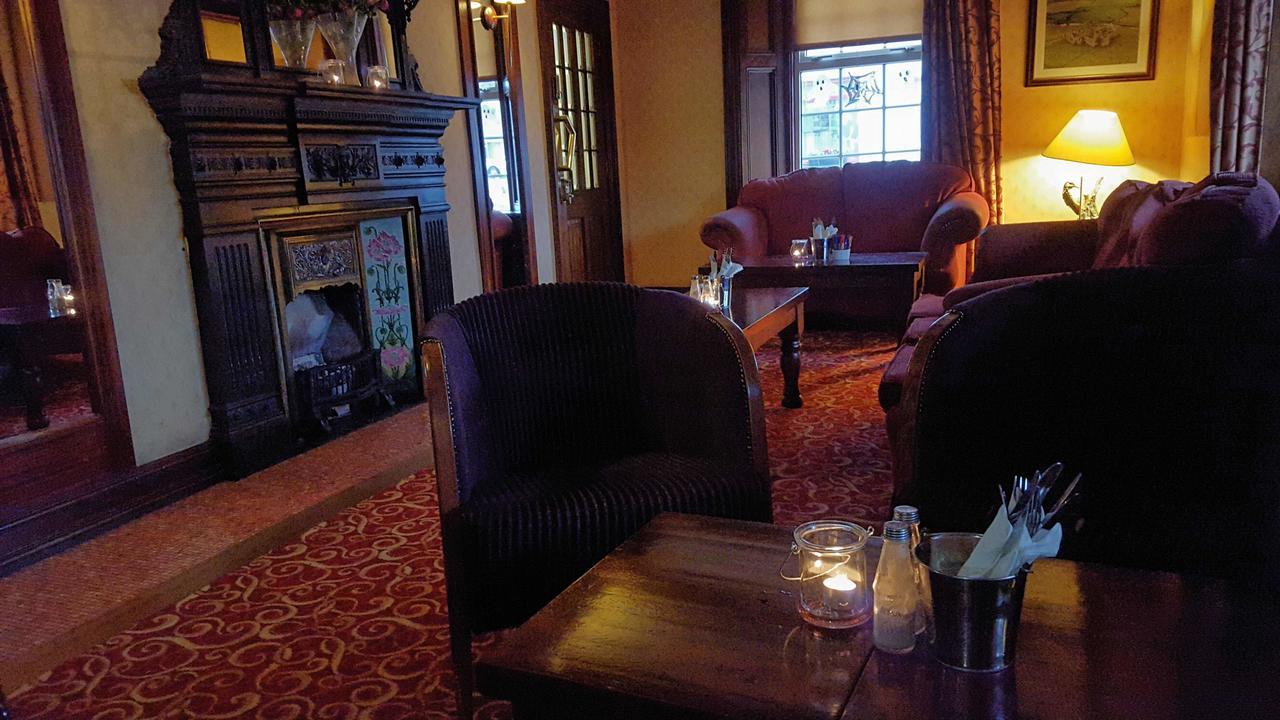 The Anglers Rest Hotel Headford Eksteriør billede